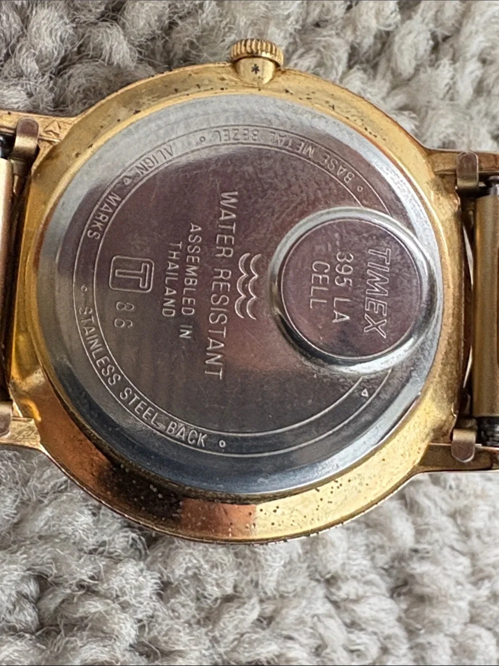 Gold Tone Stretch Bracelet Watch - Unbranded